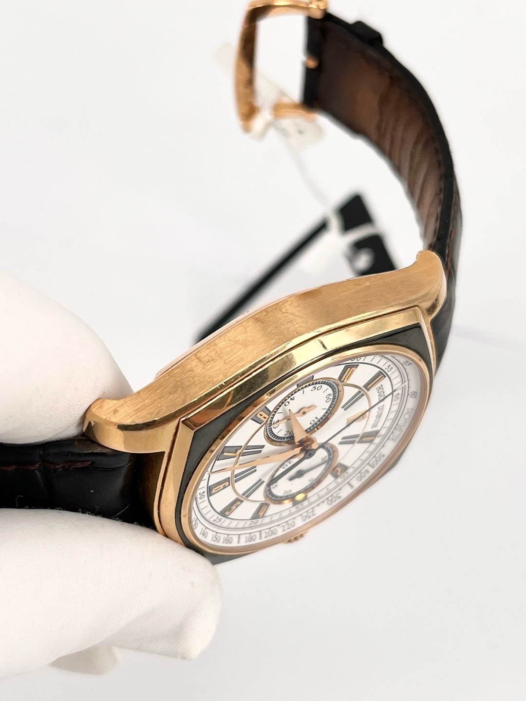 Roger Dubuis RDDBMG0008 detail 4