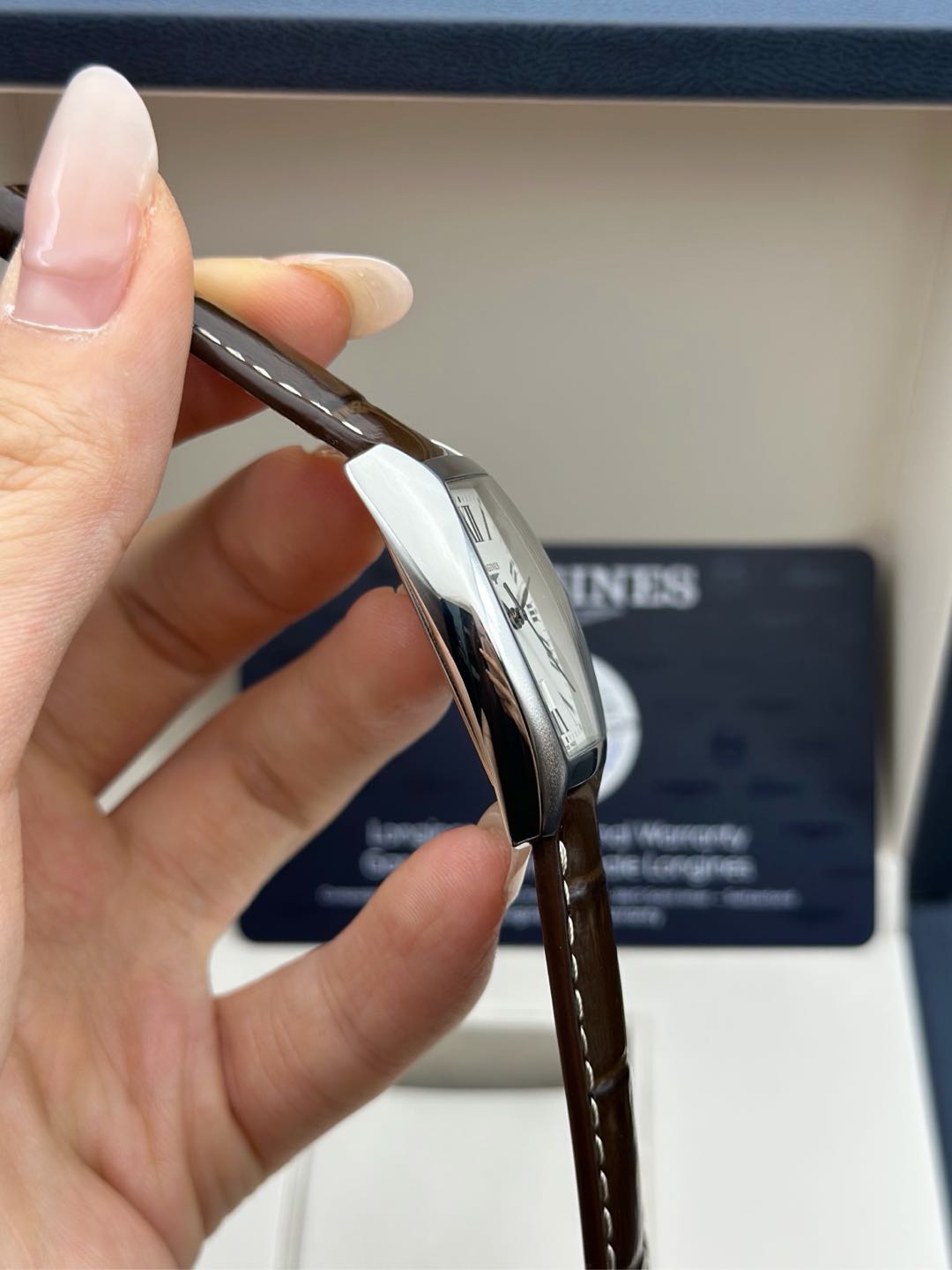 Longines L2.155.4.71.5 detail 2