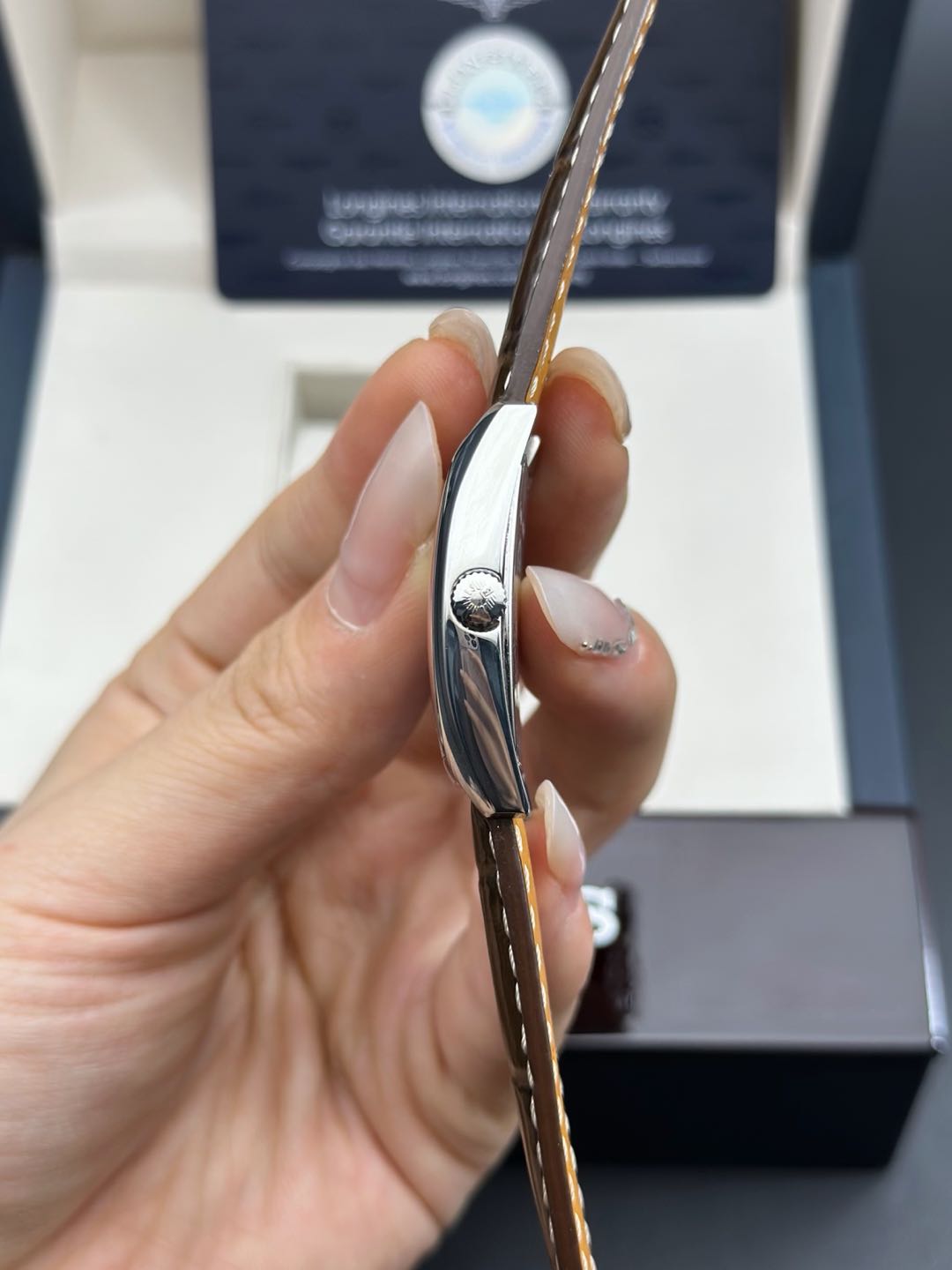 Longines L2.155.4.71.5 detail 3