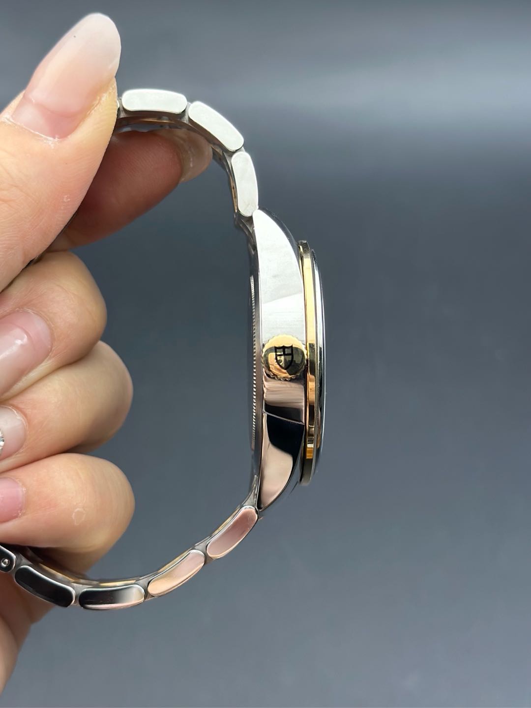 Tudor m56003-0004 detail 4