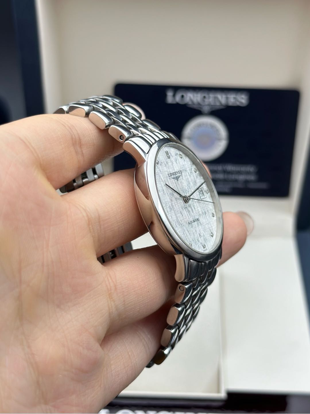 Longines L4.809.4.77.6 detail 2