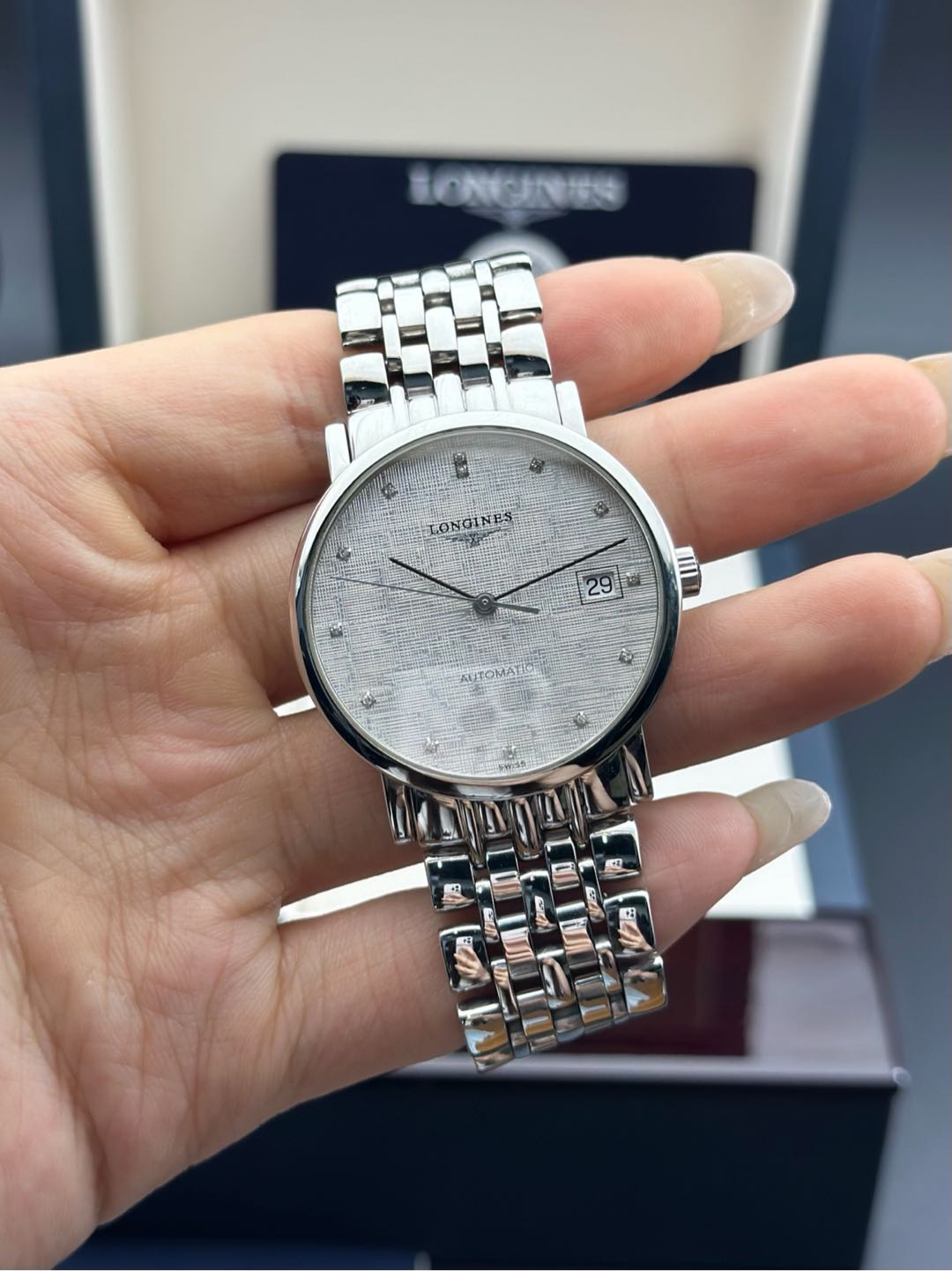 Longines L4.809.4.77.6 detail 1