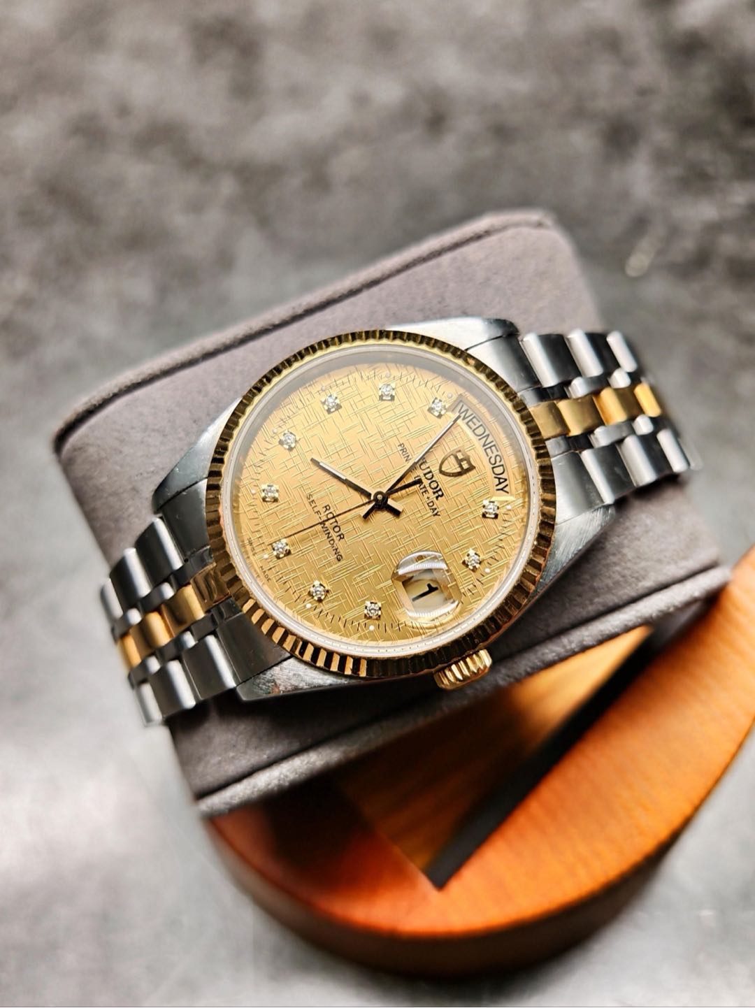 Tudor 76213-0007 detail 2