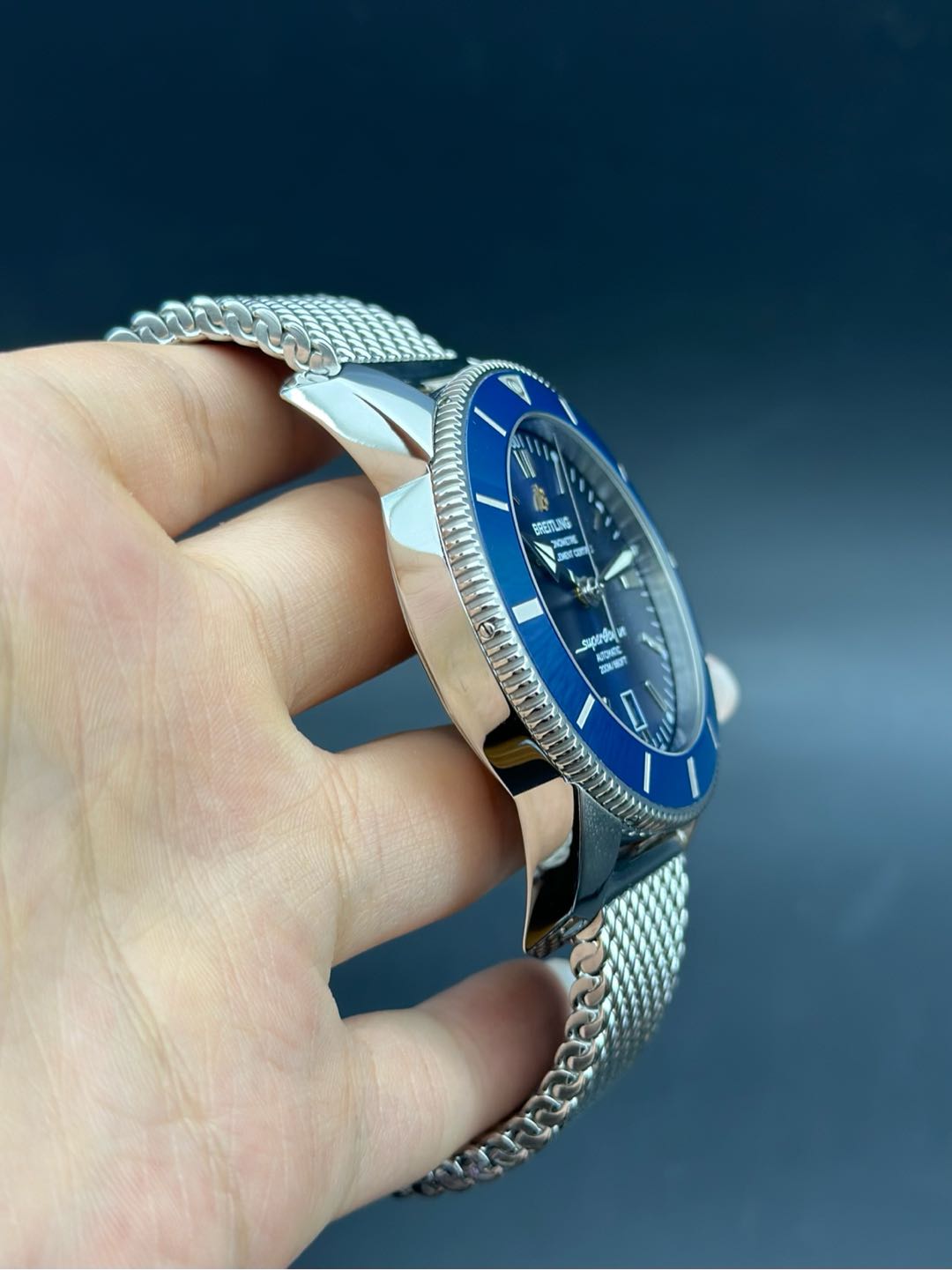 Breitling AB2020161C1A1 detail 3