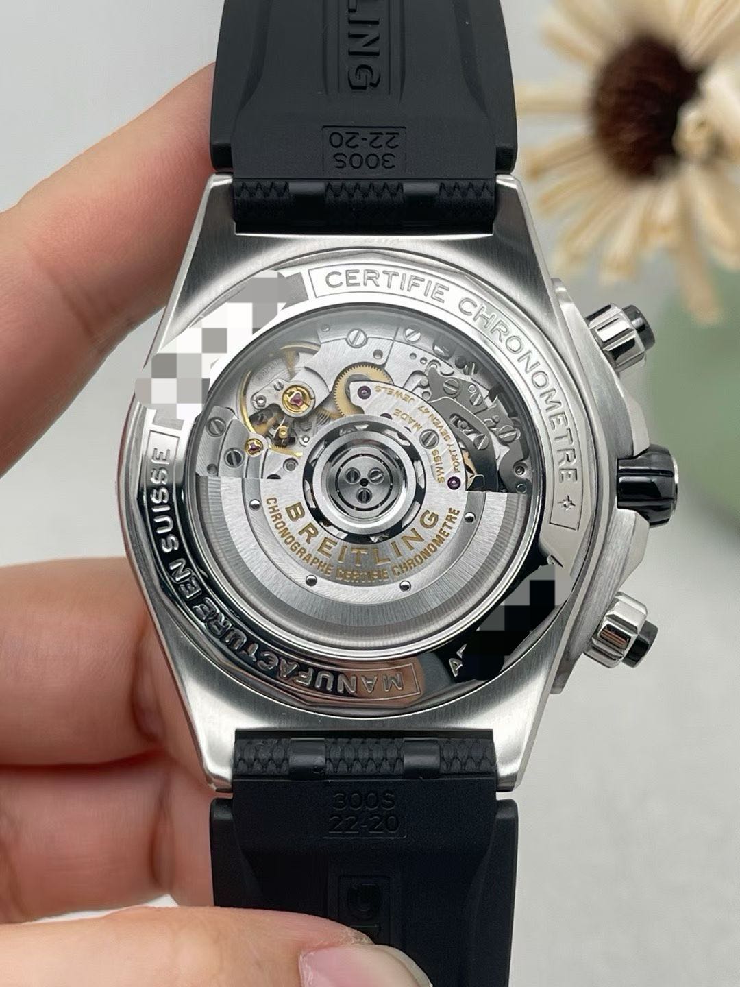 Breitling AB01364A1I1S1 detail 5