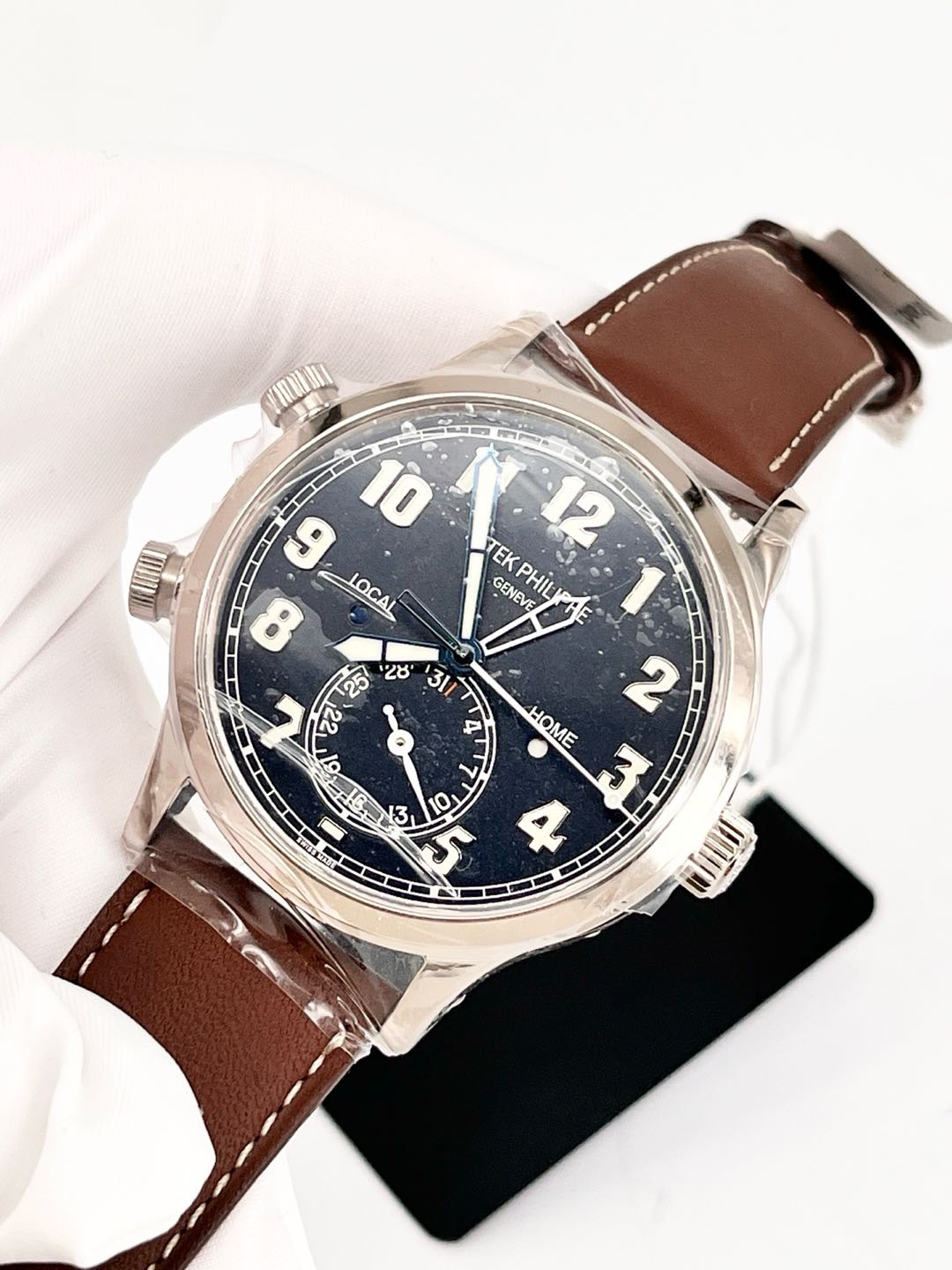 Patek Philippe 5524G-001 detail 1