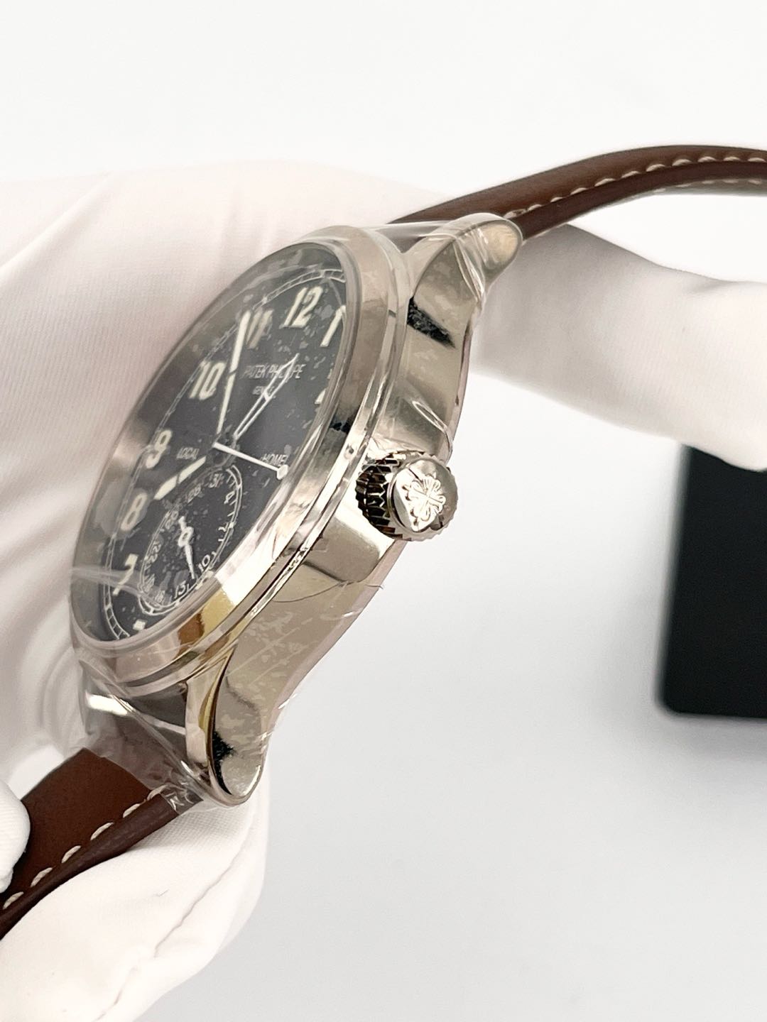 Patek Philippe 5524G-001 detail 3