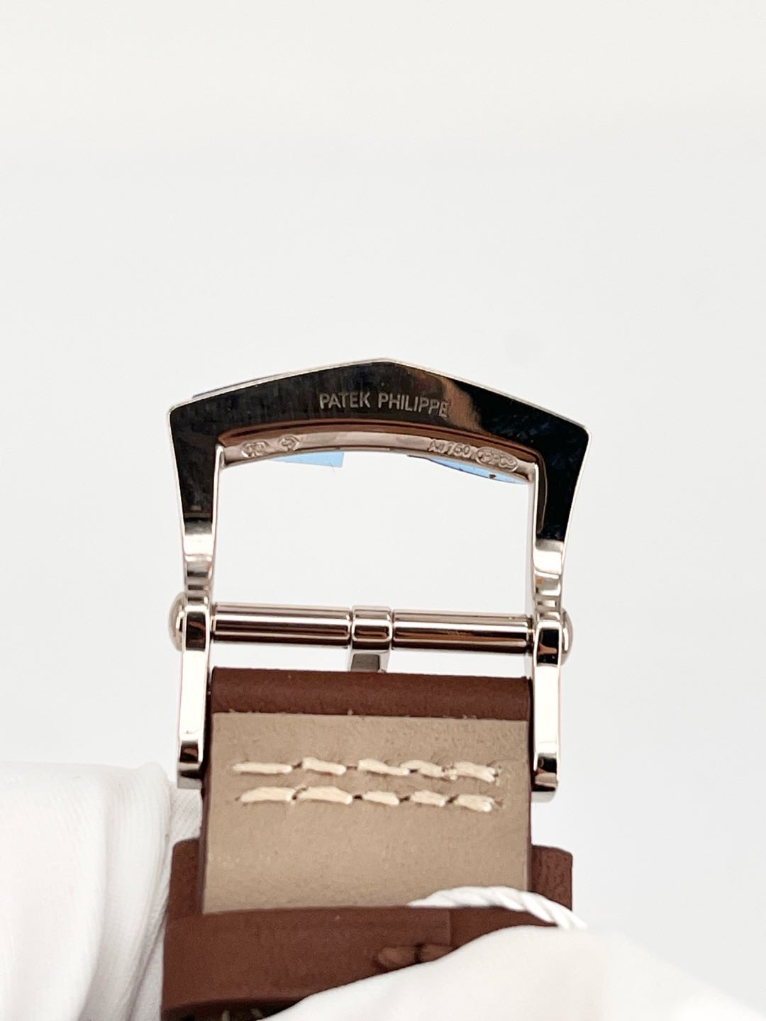 Patek Philippe 5524G-001 detail 5