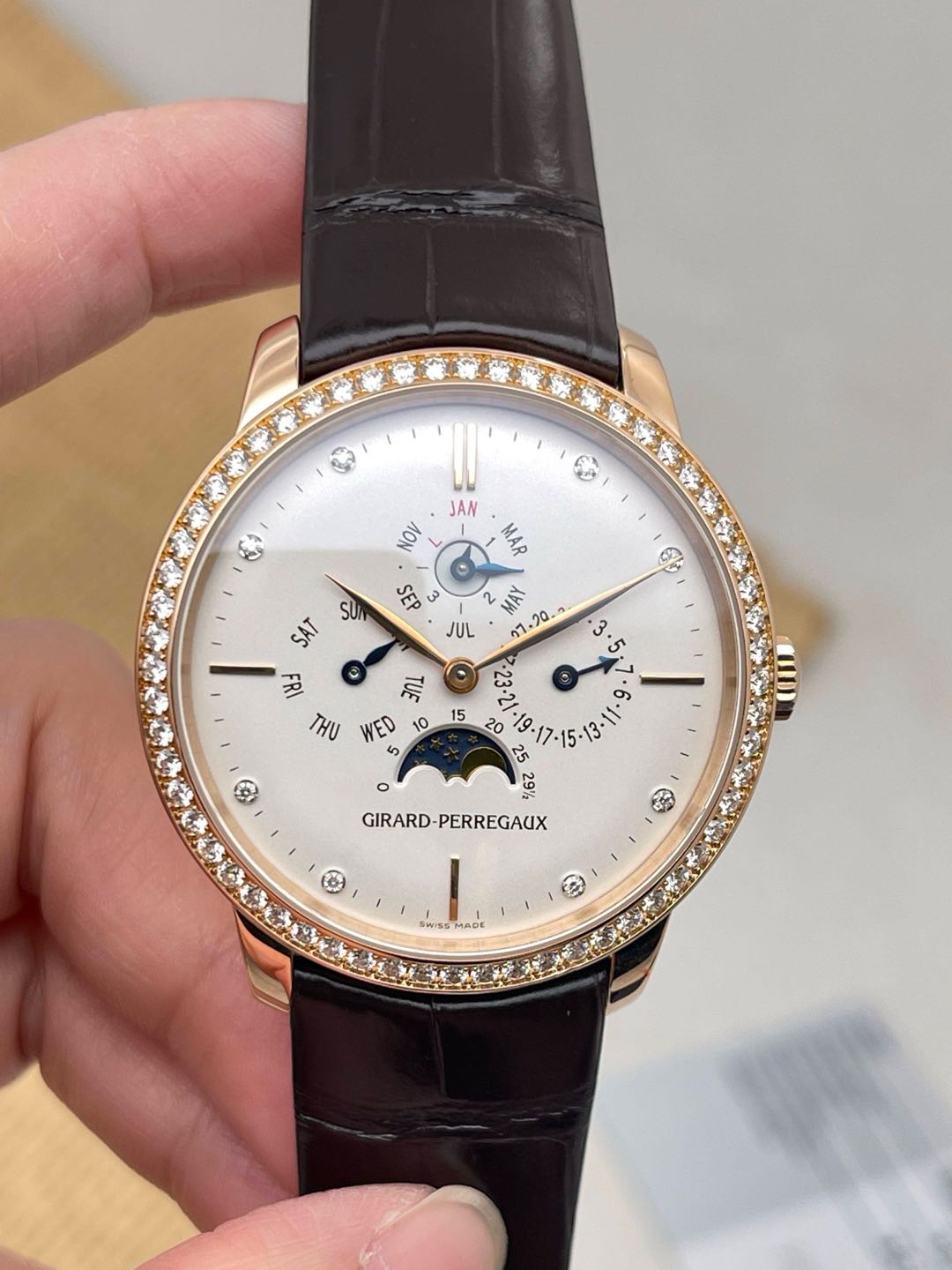 Girard Perregaux 90535D52A1A1-BK6A detail 6
