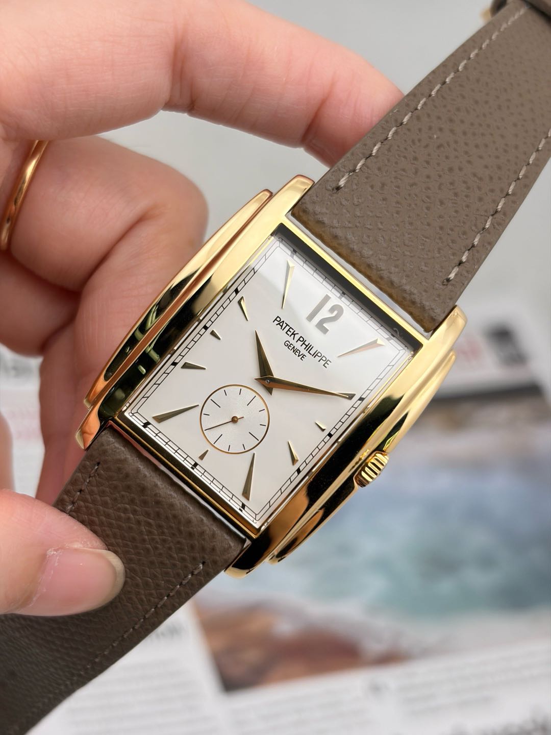 Patek Philippe 5124J-001 detail 3