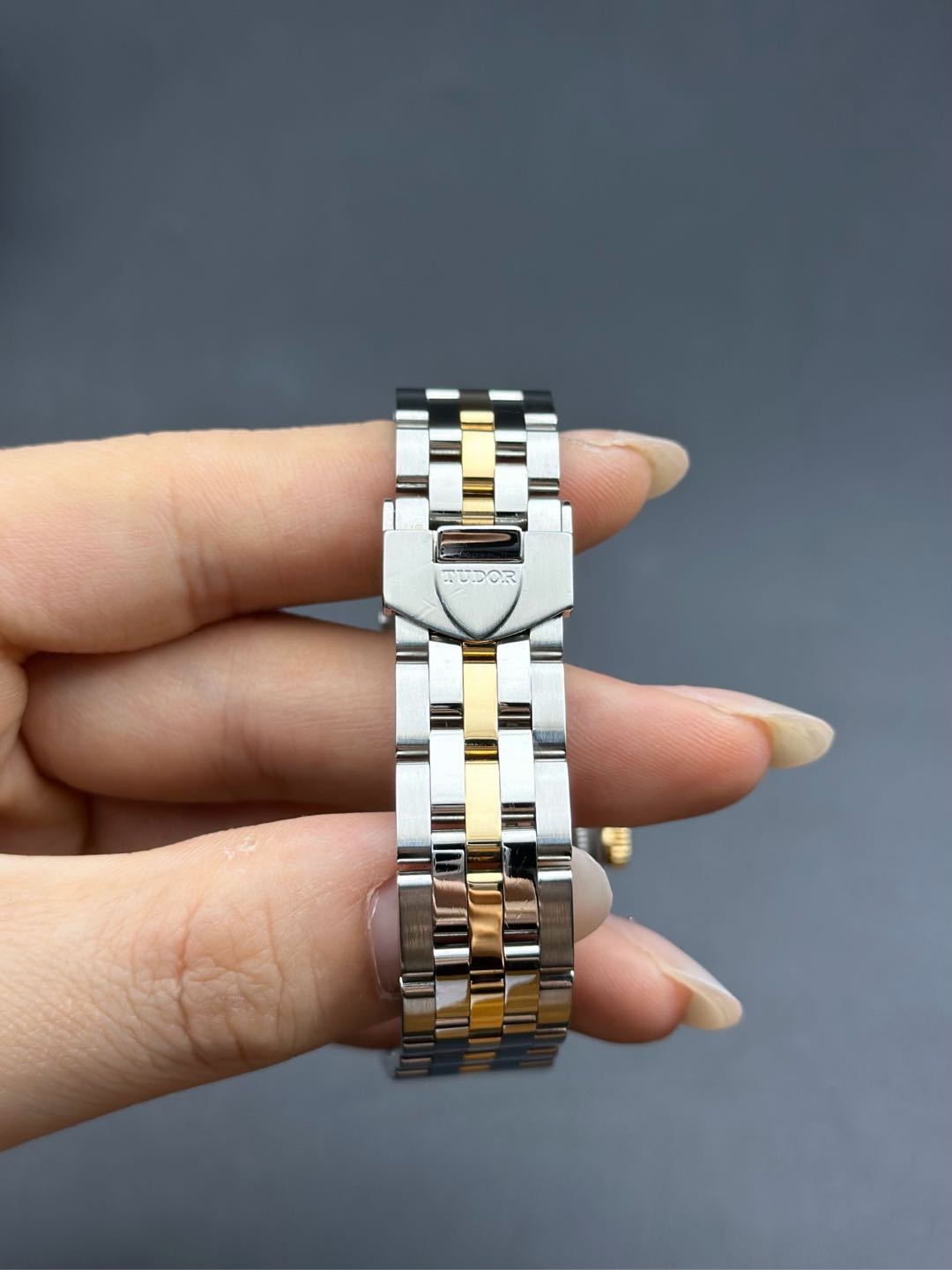 Tudor M53023-0017 detail 4