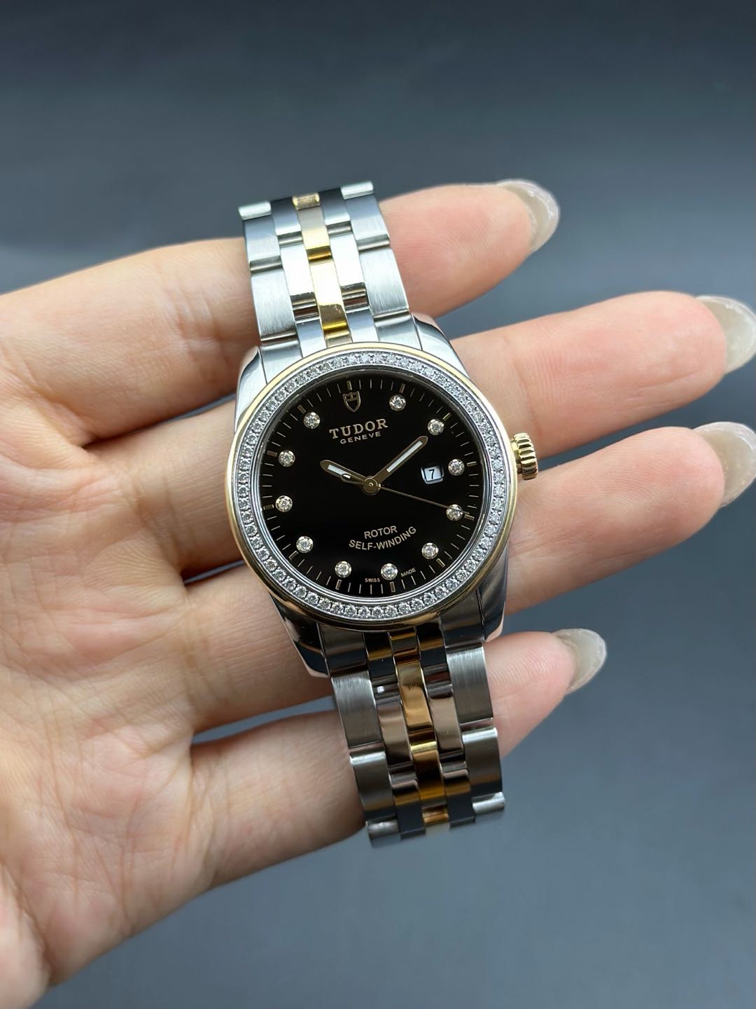 Tudor M53023-0017 detail 1