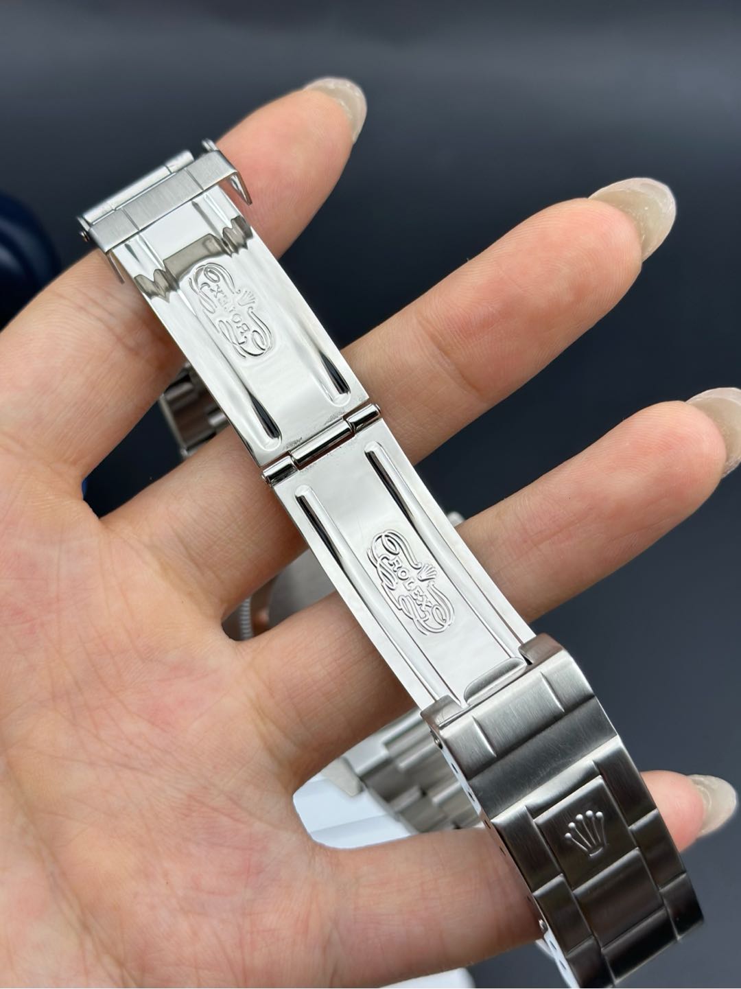 Rolex 14060M detail 5