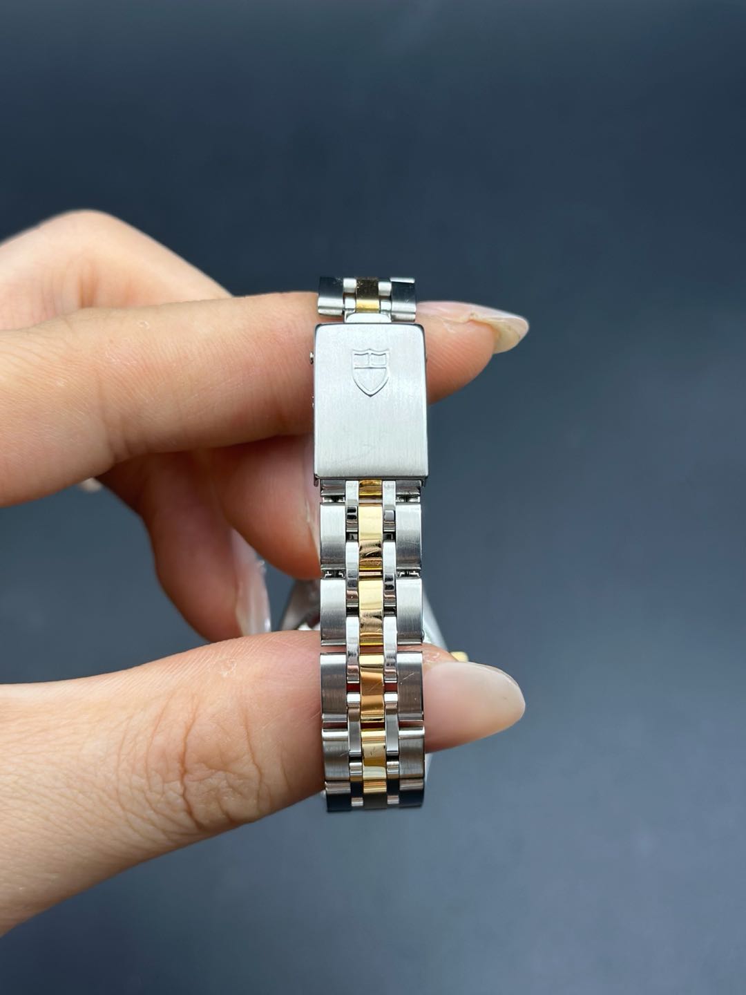 Tudor M92513-0011 detail 4