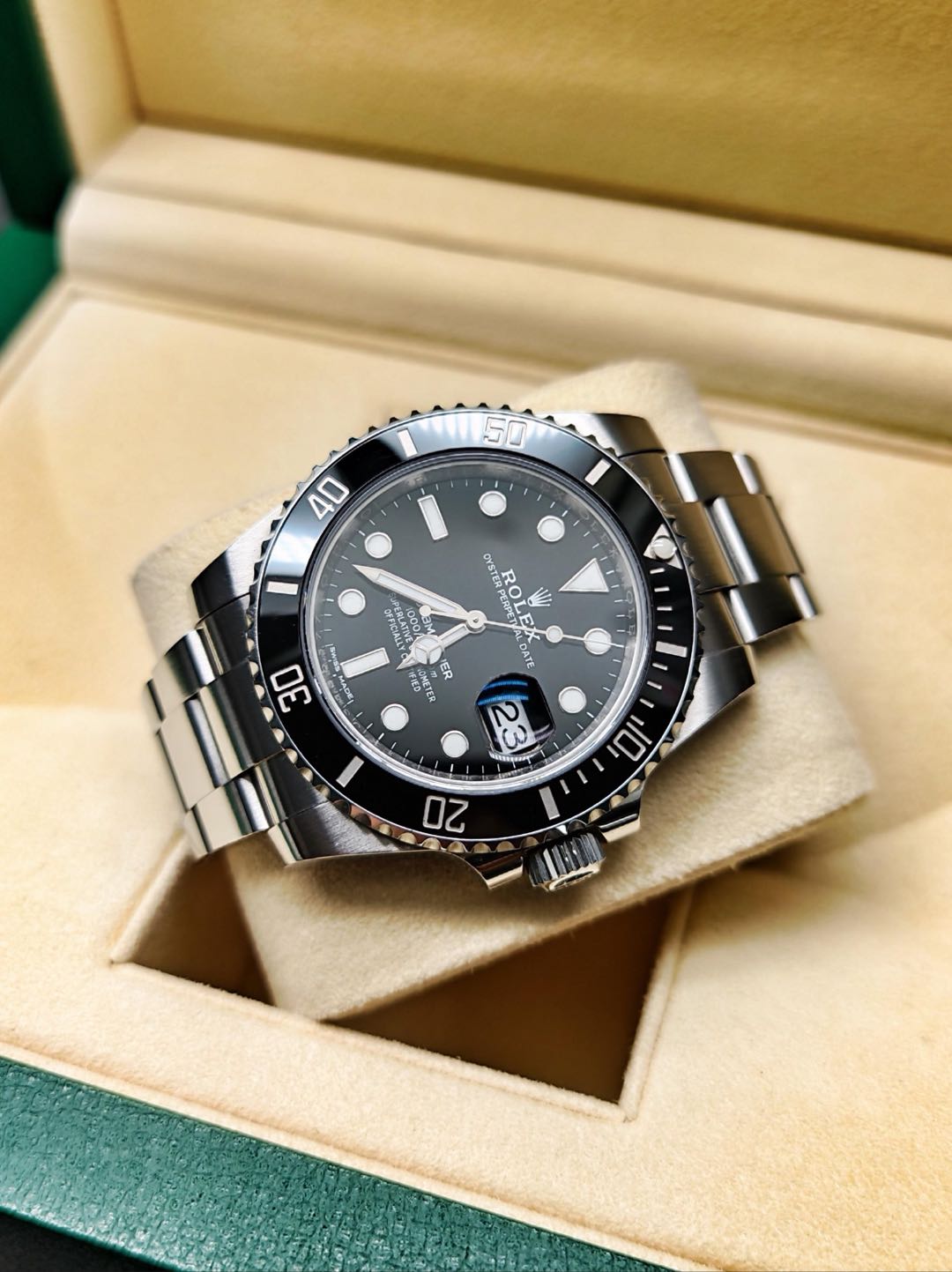 Rolex 116610ln-0001 detail 3
