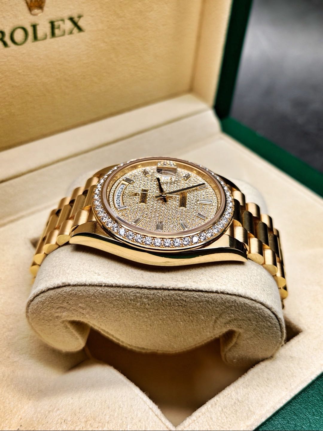 Rolex 228348RBR detail 4