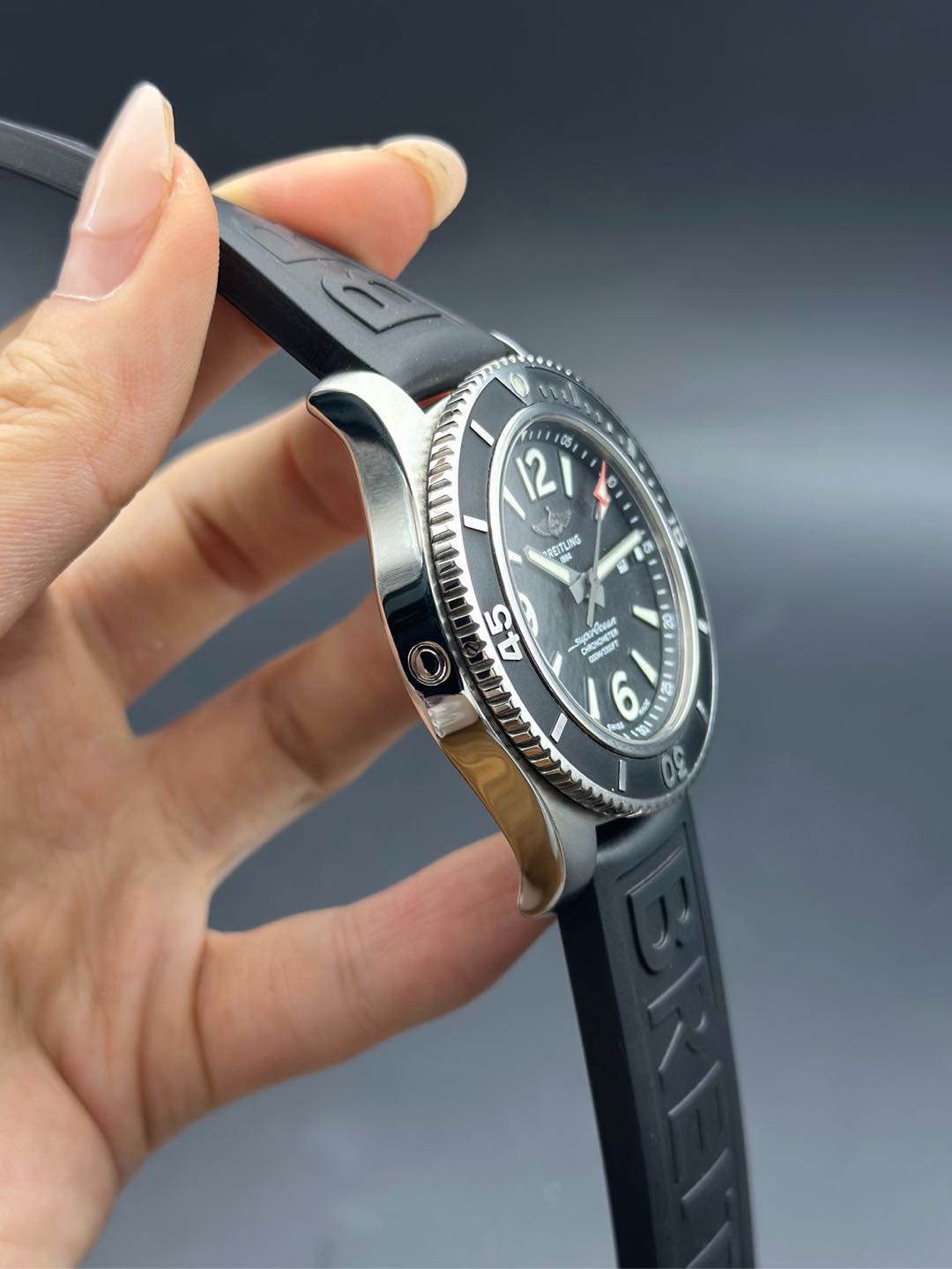 Breitling A17367D71B1S1 detail 2