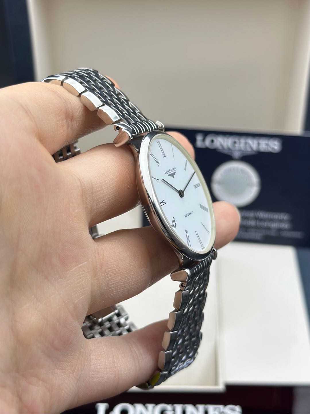 Longines L4.908.4.11.6 detail 2