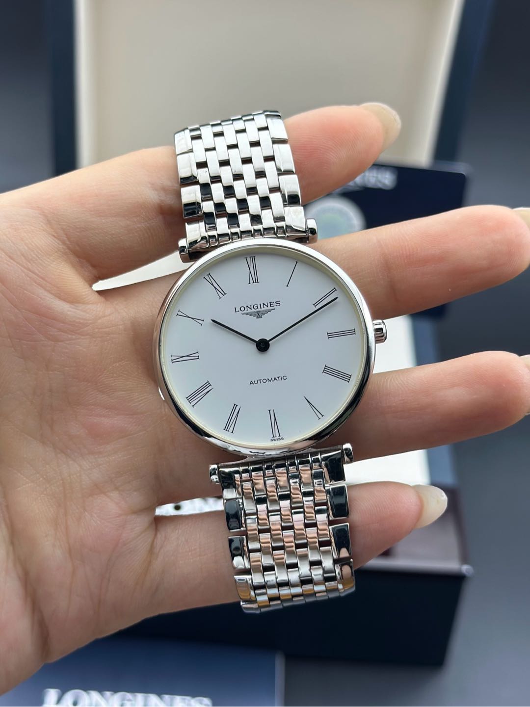 Longines L4.908.4.11.6 detail 1