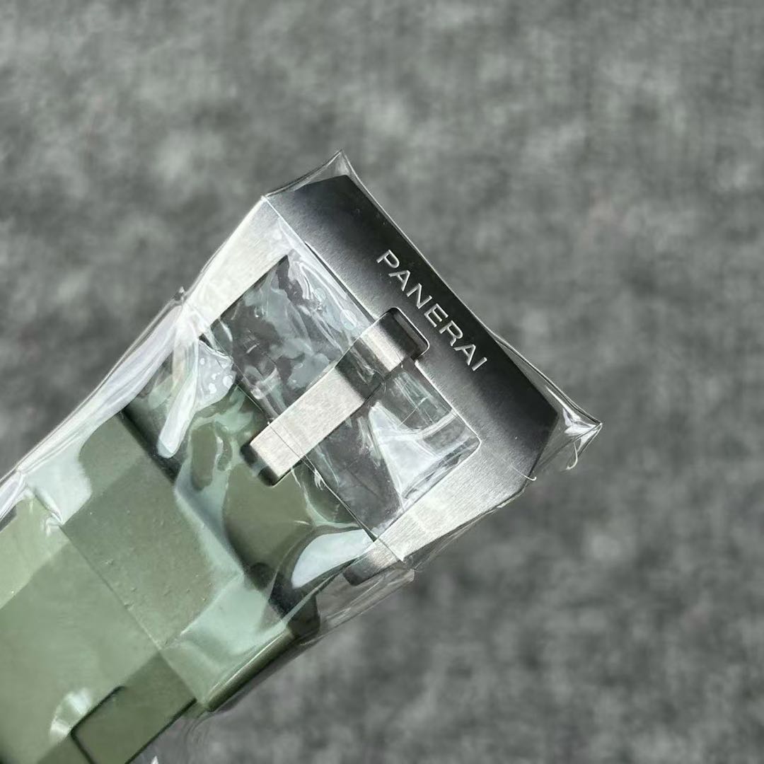 Panerai PAM01226 detail 6