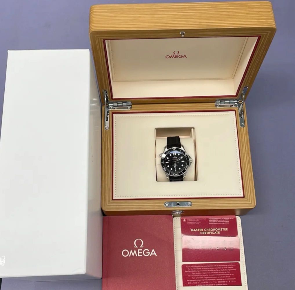 Omega 210.32.42.20.01.001