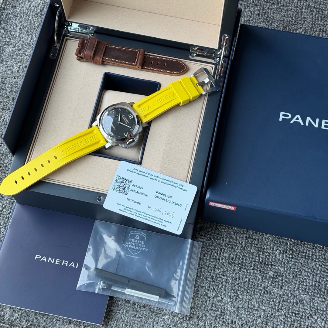 Panerai PAM01759