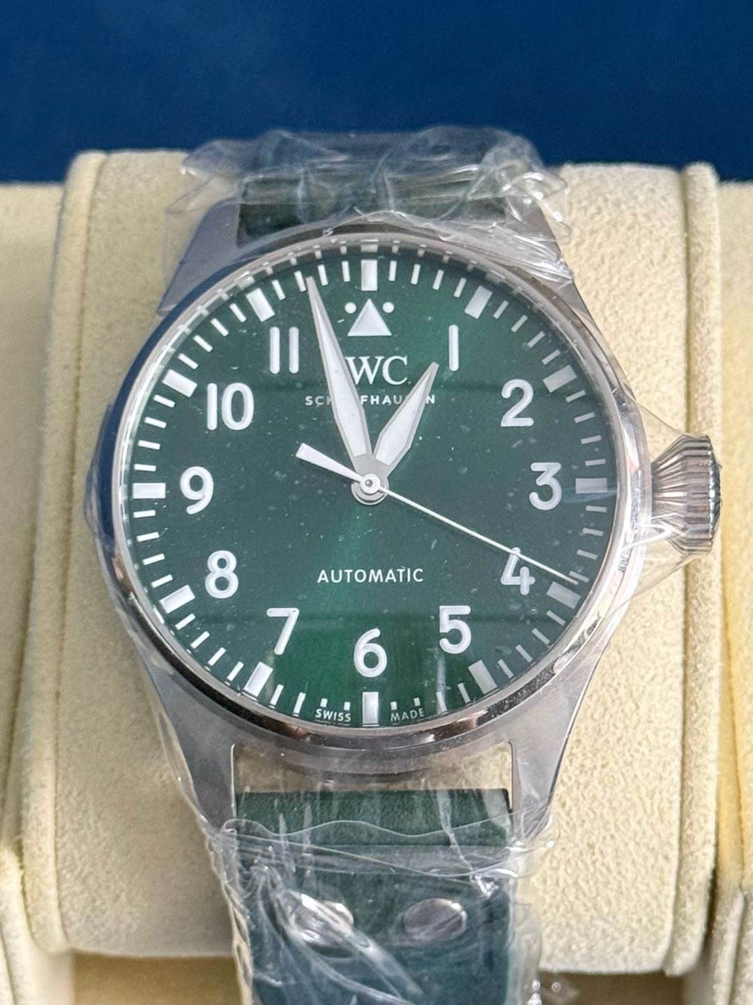 IWC 329306