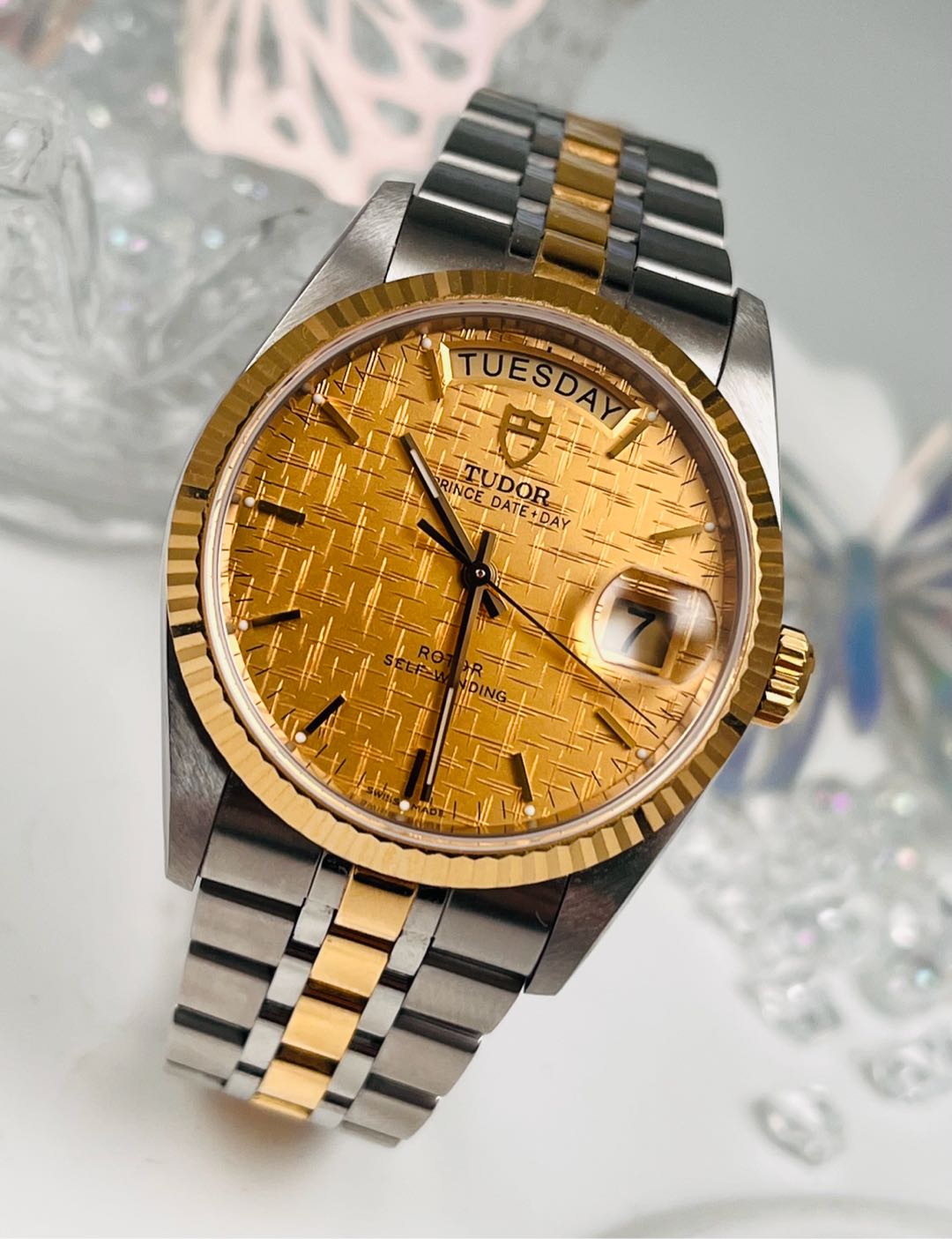 Tudor M76213-0016