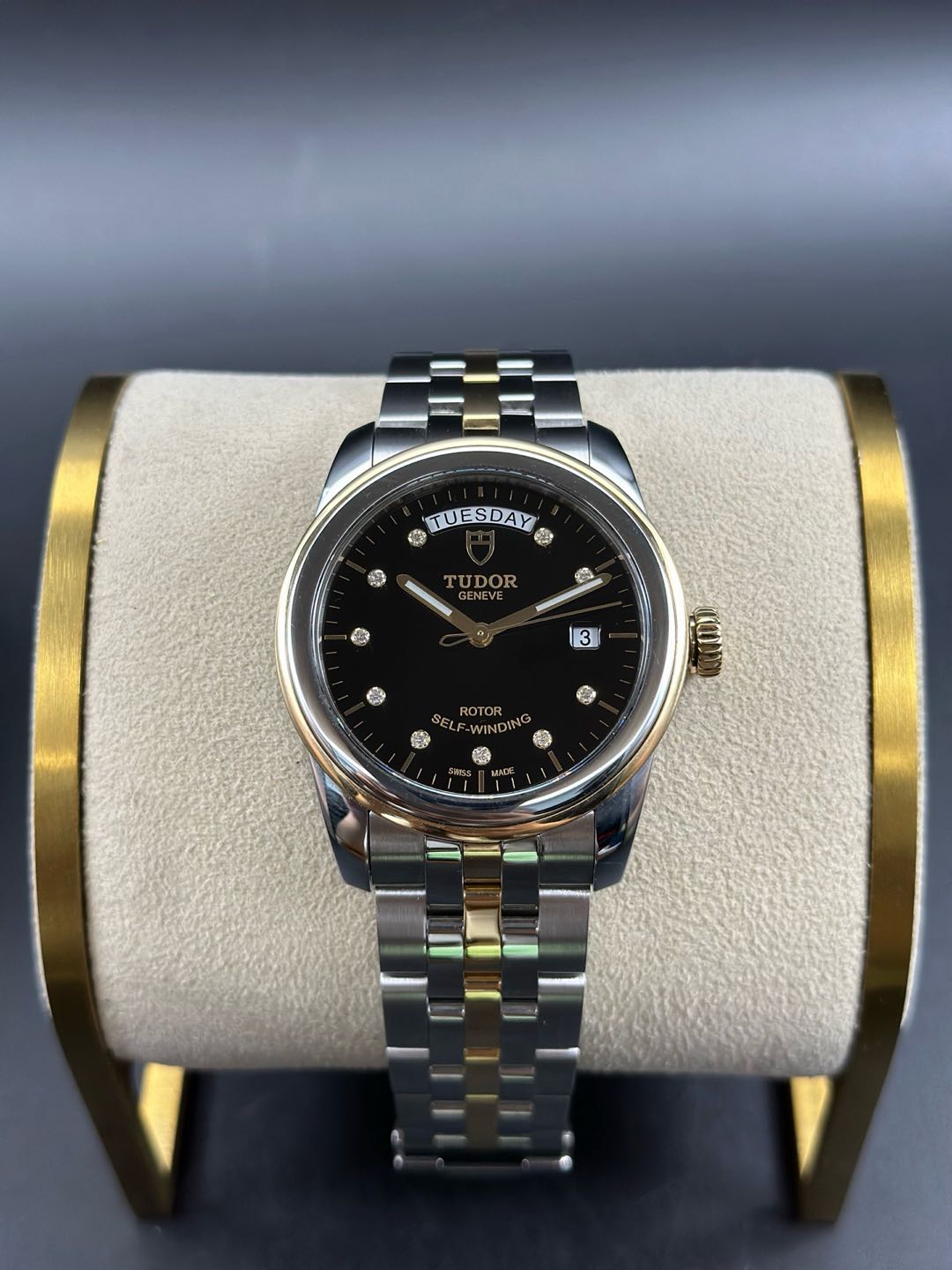 Tudor 56003-0008