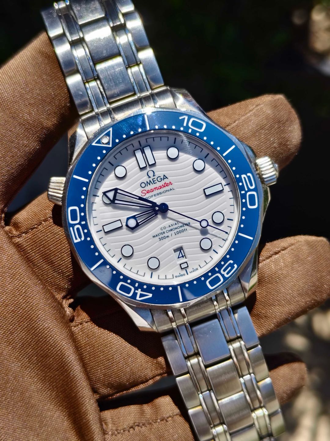 Omega 522.30.42.20.04.001