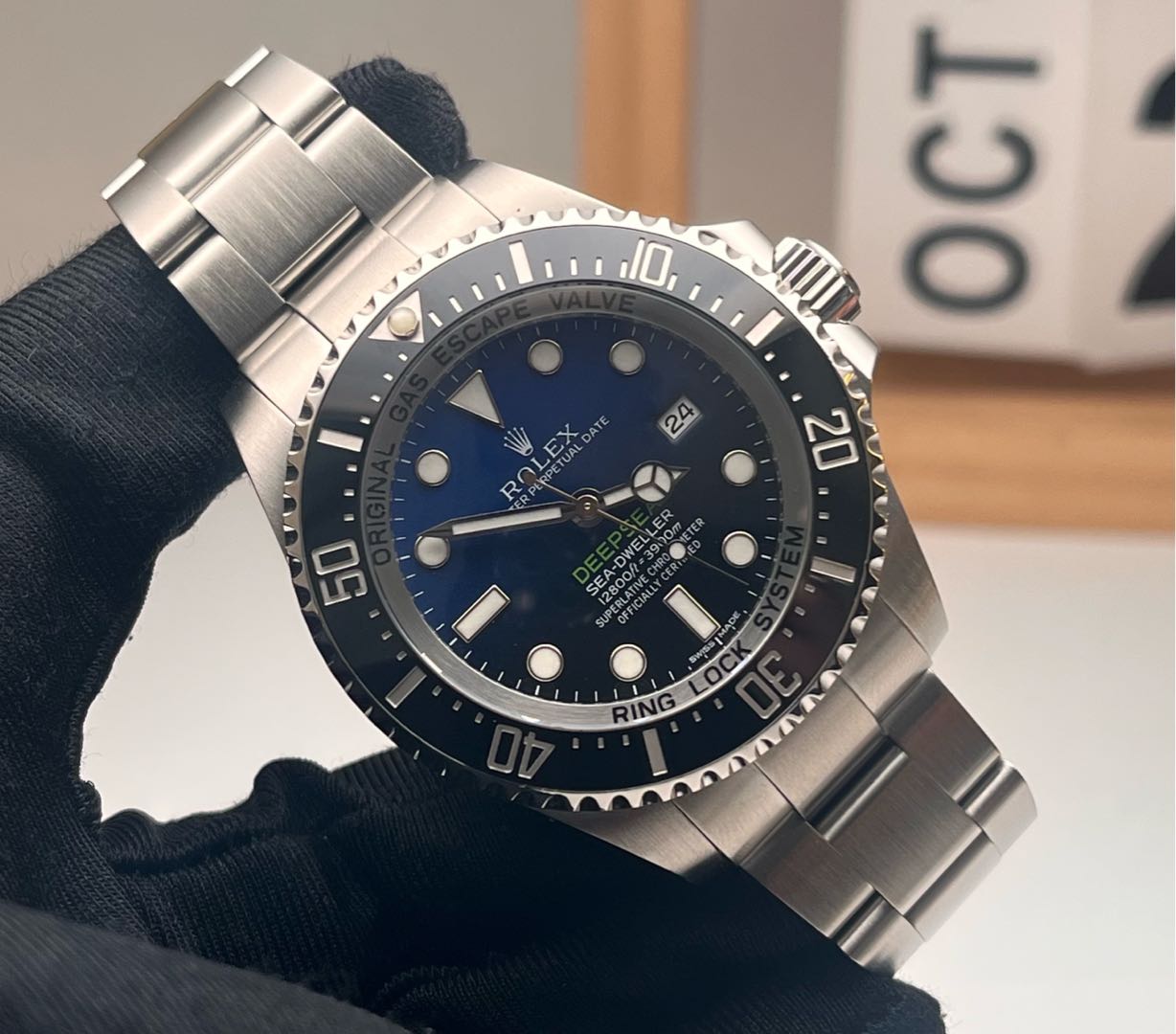 Rolex 116660-98210