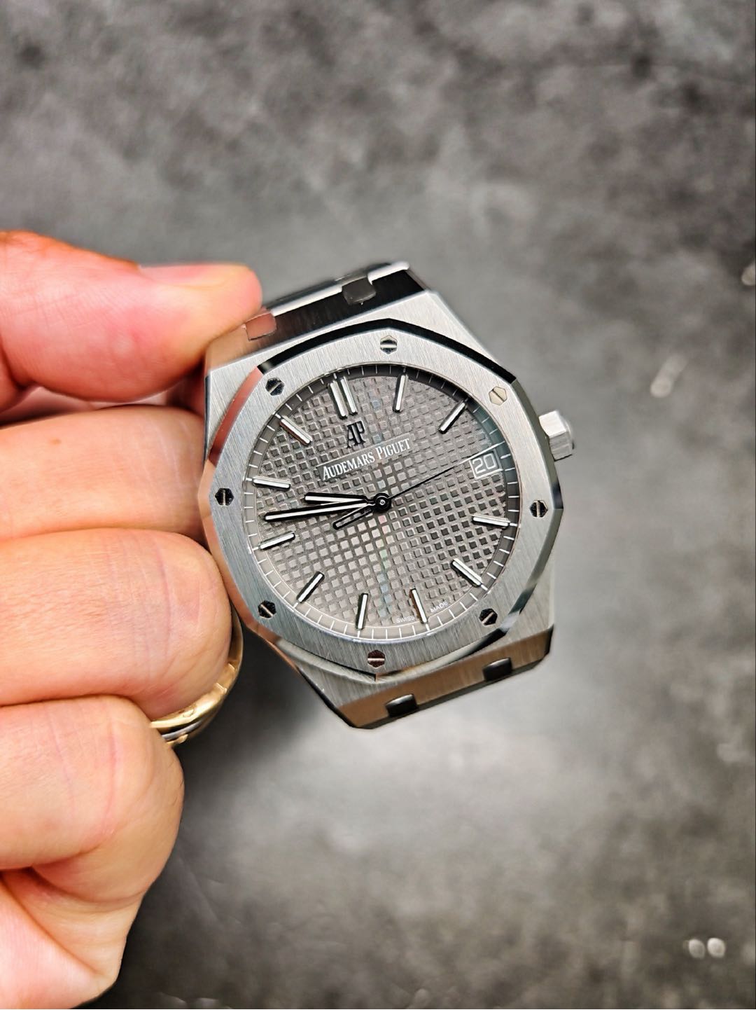 Audemars Piguet 15500ST.OO.1220ST.02