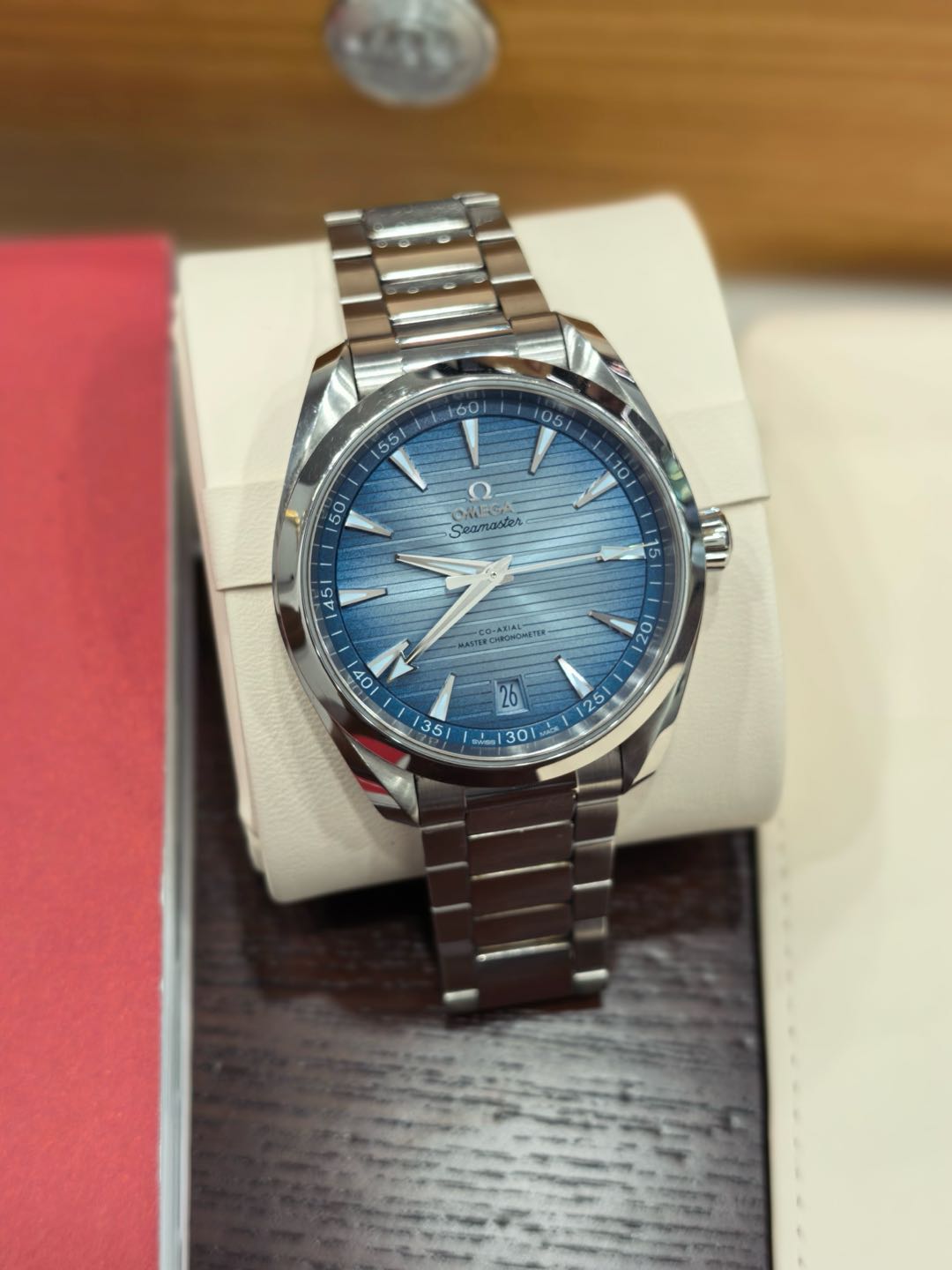 Omega 220.10.41.21.03.005