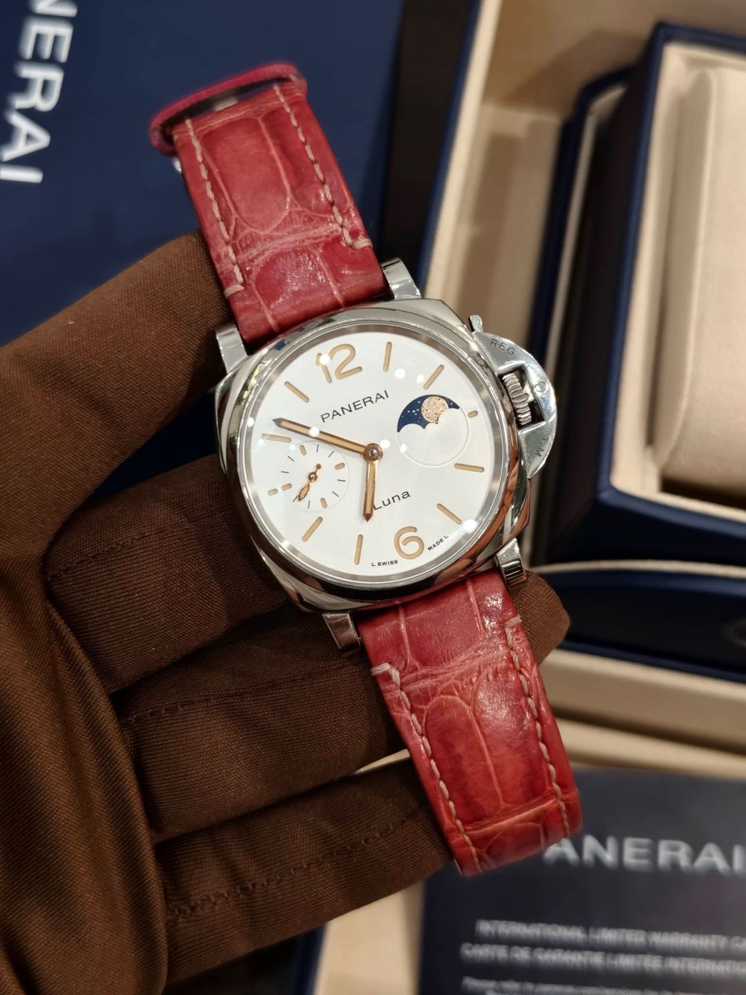Panerai PAM01557