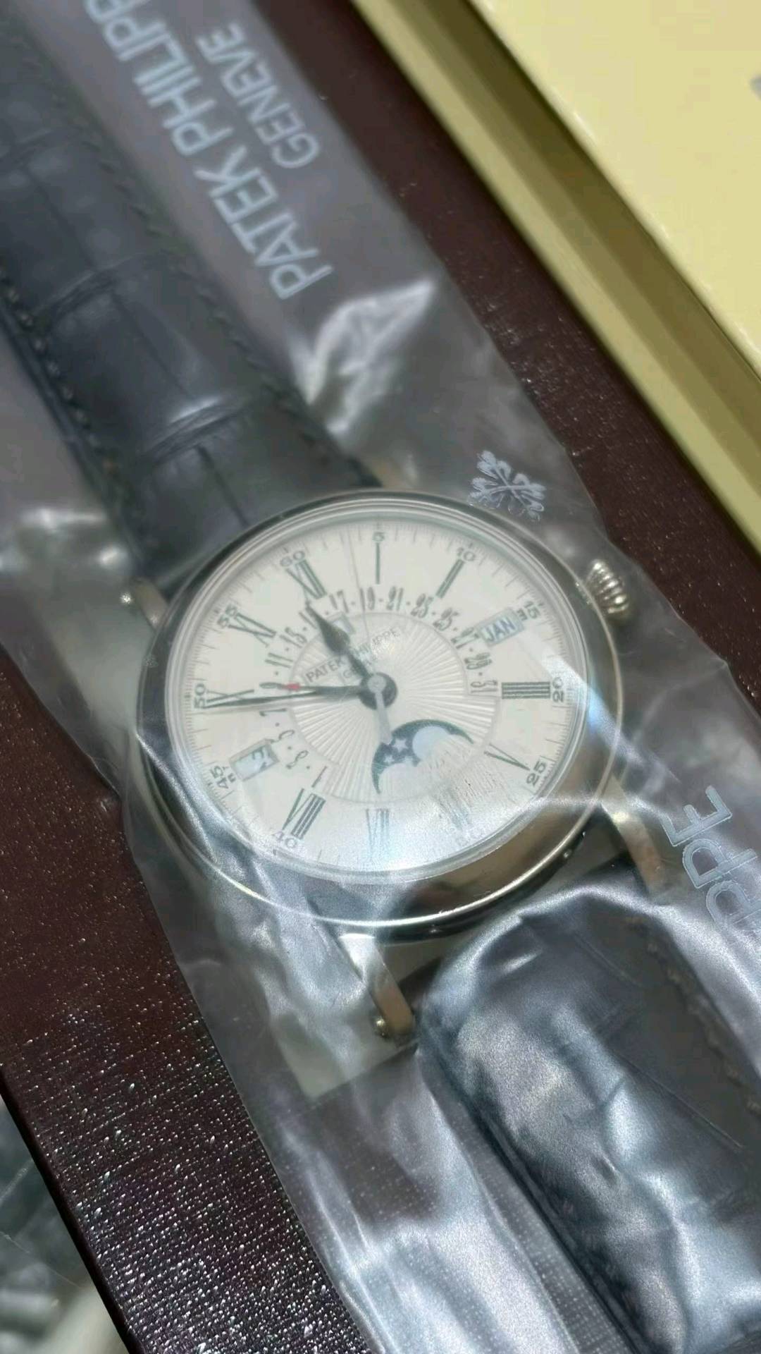 Patek Philippe 5159G-001